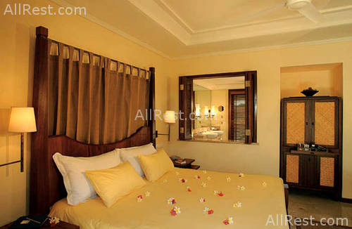 Belle Mare Plage Hotel 14